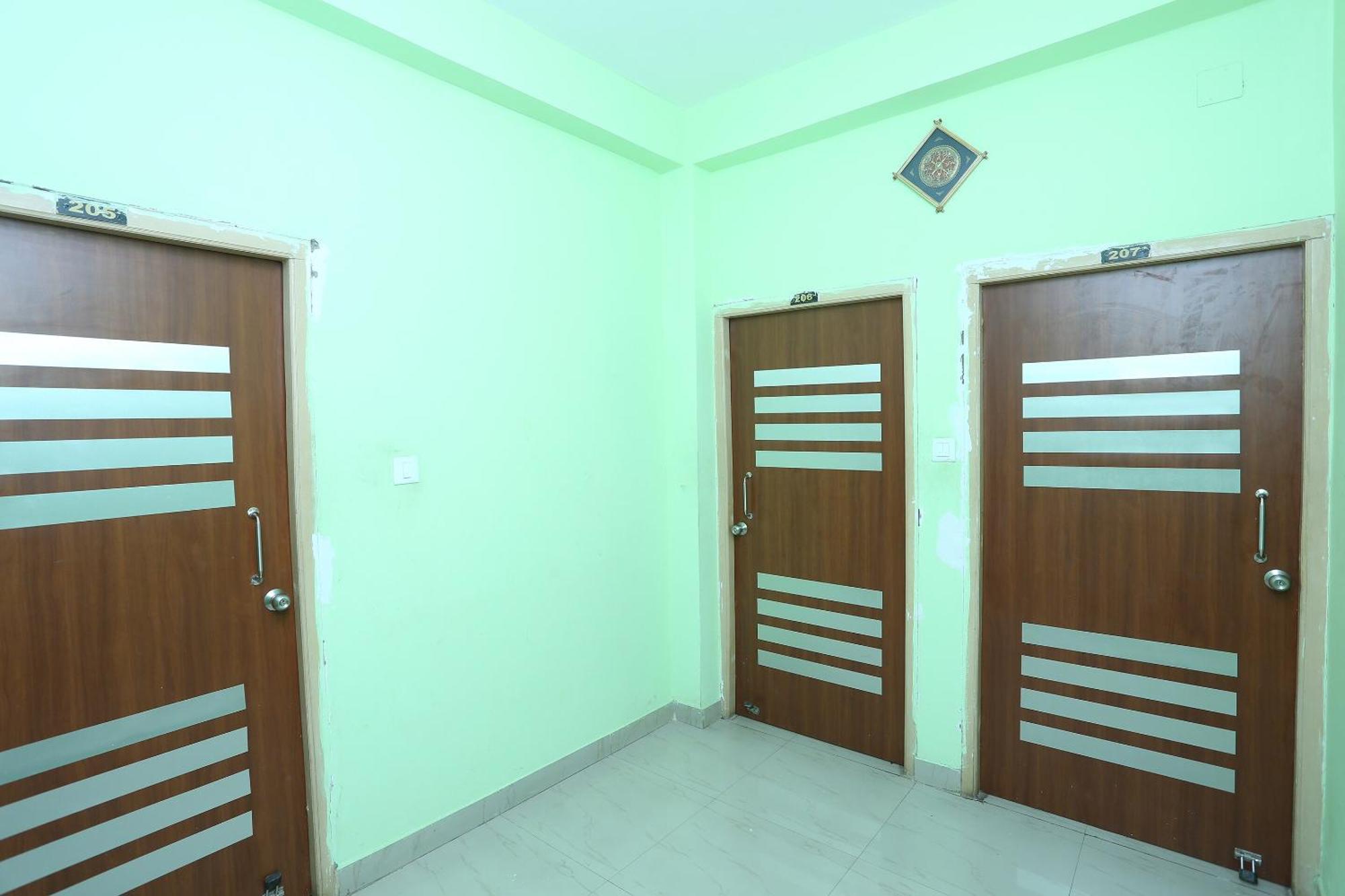 Hotel OYO 40628 Sambit Nx Bhubaneswar Exterior foto